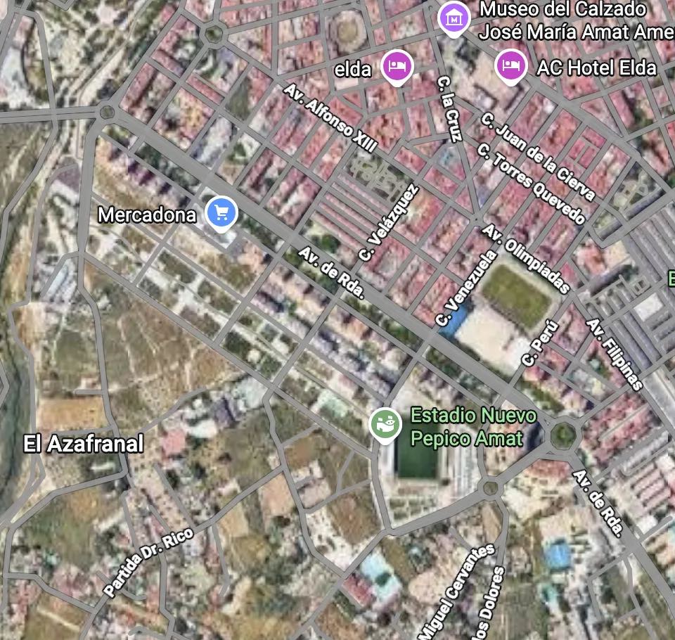 Plano aéreo de Elda con la zona analizada resaltada: comprende la Avenida de Ronda, el entorno del Mercadona y el Estadio Nuevo Pepico Amat